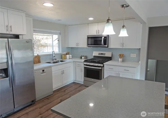 Photo 4 of Single family home for sale at 3646 S 292nd Place, Auburn, WA 98001 | MLS# NWM2569112 | Listing updated on 2026-09-22
