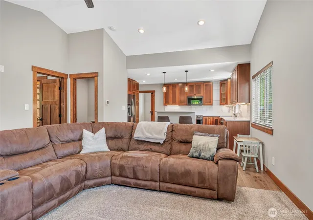 Photo 3 of Single family home for sale at 4236 Pleasant Hl Rd, Kelso, WA 98626 | MLS# NWM2569122 | Listing updated on 2026-09-28