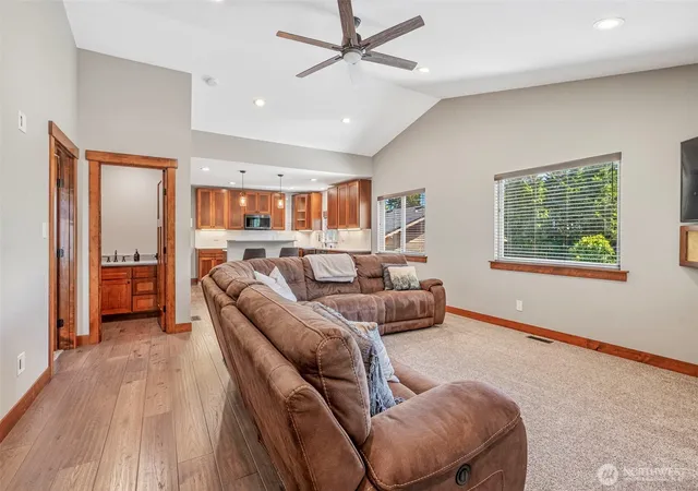 Photo 4 of Single family home for sale at 4236 Pleasant Hl Rd, Kelso, WA 98626 | MLS# NWM2569122 | Listing updated on 2026-09-28