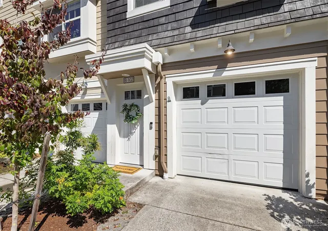 Photo 2 of Townhouse for sale at 7574 129th Place Se #B102, Newcastle, WA 98056 | MLS# NWM2569124 | Listing updated on 2026-09-24