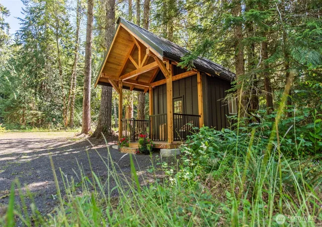 Photo 3 of Sale Pending at 83 Lostwood Ln, Sequim, WA 98382 | MLS# NWM2569125 | Listing updated on 2026-09-20