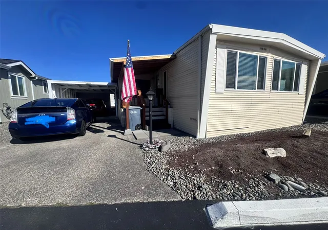 Photo 1 of Manufactured home for sale at 10605 62nd Street E #88, Puyallup, WA 98372 | MLS# NWM2569132 | Listing updated on 2026-09-28