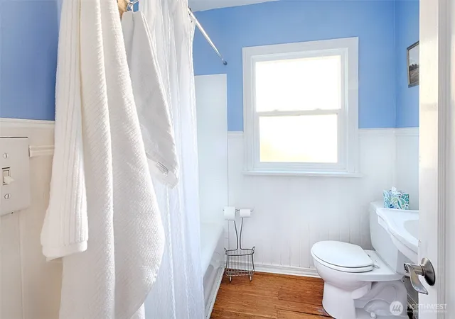 Photo 4 of Single family home for sale at 7032 22nd Avenue NW, Seattle, WA 98117 | MLS# NWM2569148 | Listing updated on 2026-10-01
