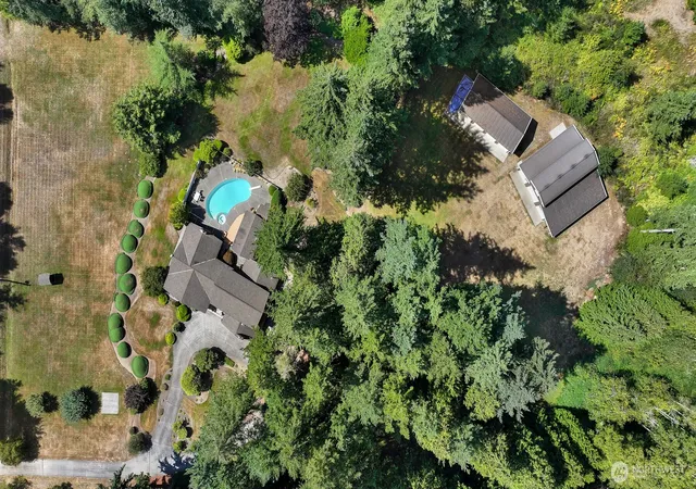 Photo 3 of Single family home for sale at 3504 Loomis Trl Rd, Blaine, WA 98230 | MLS# NWM2569151 | Listing updated on 2026-09-23