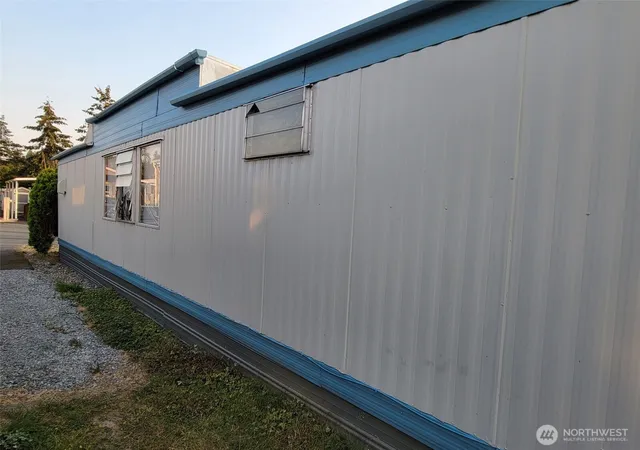 Photo 3 of Manufactured home for sale at 3414 S 182nd Street, Sea Tac, WA 98188 | MLS# NWM2569168 | Listing updated on 2026-09-23