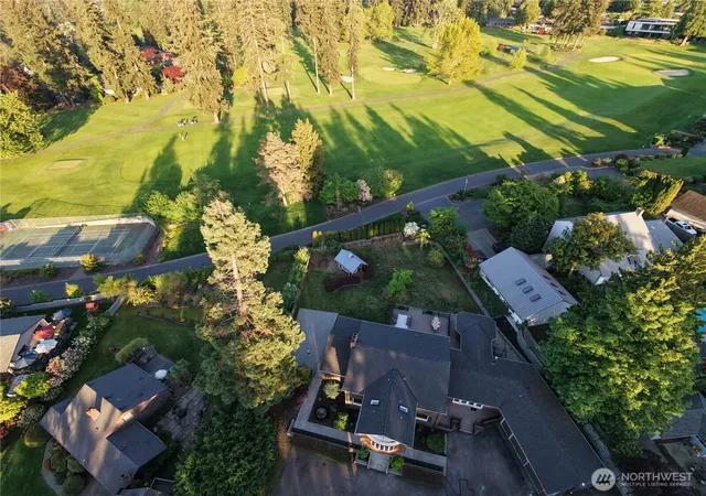 Photo 3 of Mansion for sale at 16066 Inglewood Rd Ne, Kenmore, WA 98028 | MLS# NWM2569187 | Listing updated on 2026-10-01