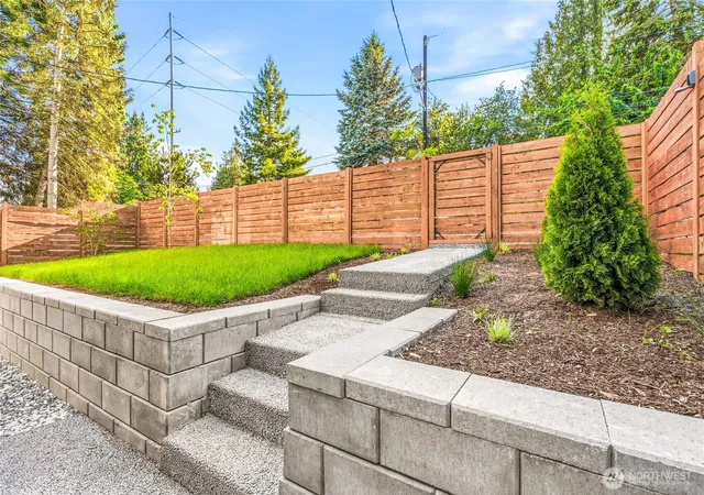 Photo 4 of Single family home for sale at 10702 Linden Ave N, Seattle, WA 98133 | MLS# NWM2569216 | Listing updated on 2026-10-02