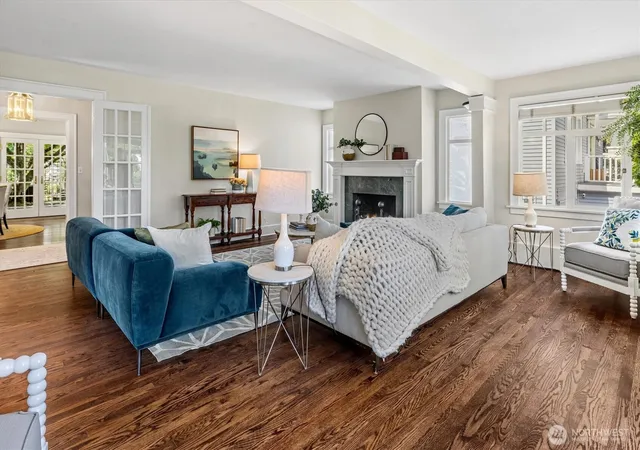 Photo 3 of Single family home for sale at 1920 NE Naomi Pl, Seattle, WA 98115 | MLS# NWM2569220 | Listing updated on 2026-10-02