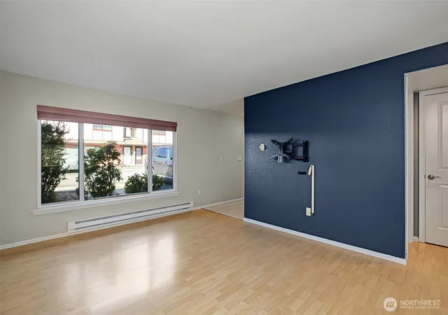 Photo 3 of Townhouse for sale at 212 SW 146th Street #105, Burien, WA 98166 | MLS# NWM2569238 | Listing updated on 2026-09-23