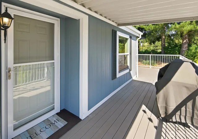 Photo 3 of Manufactured home for sale at 1427 100Th St Sw #22, Everett, WA 98204 | MLS# NWM2569255 | Listing updated on 2026-10-02