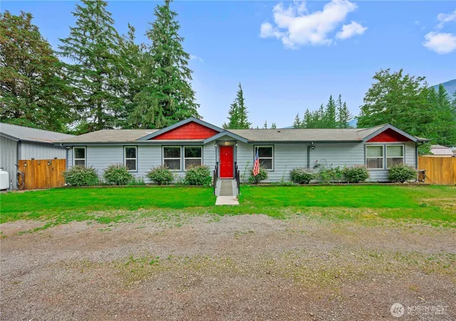 Photo 1 of Manufactured home for sale at 405 415th Avenue Se, Gold Bar, WA 98251 | MLS# NWM2569257 | Listing updated on 2026-09-26