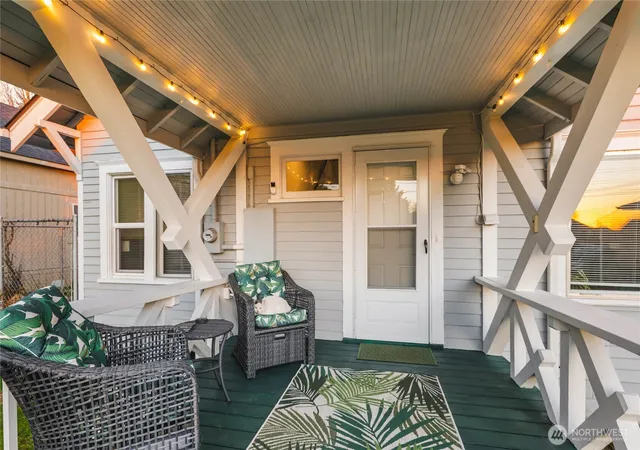 Photo 2 of Single family home for sale at 5033 S I St, Tacoma, WA 98408 | MLS# NWM2569267 | Listing updated on 2026-09-24