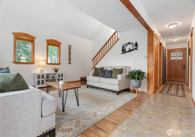 Photo 4 of Sale Pending at 7712 Viewridge Dr, Maple Falls, WA 98266 | MLS# NWM2569268 | Listing updated on 2026-09-24
