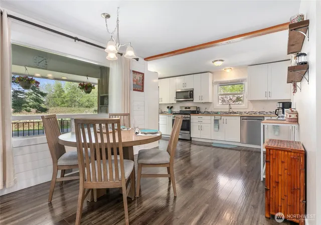 Photo 1 of Sale Pending at 997 W Larson Rd, Bellingham, WA 98226 | MLS# NWM2569272 | Listing updated on 2026-09-25