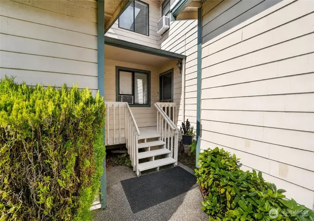 Photo 3 of Condo for sale at 24918 110th Avenue SE #21B, Kent, WA 98030 | MLS# NWM2569291 | Listing updated on 2026-08-25