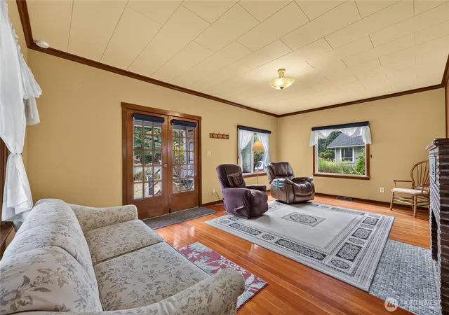 Photo 3 of Single family home for sale at 600 Main Ave, Morton, WA 98356 | MLS# NWM2569302 | Listing updated on 2026-09-24