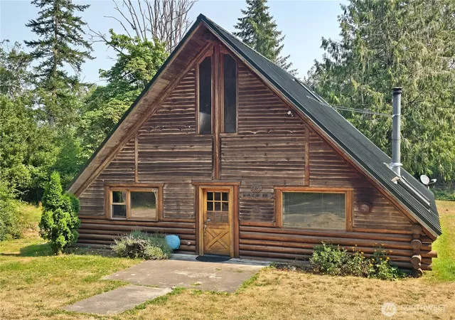 Photo 2 of Sale Pending at 362 Autumn Rd, Sequim, WA 98382 | MLS# NWM2569303 | Listing updated on 2026-09-20