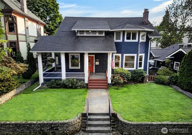 Photo 2 of Single family home for sale at 806 N J St, Tacoma, WA 98403 | MLS# NWM2569308 | Listing updated on 2026-09-27