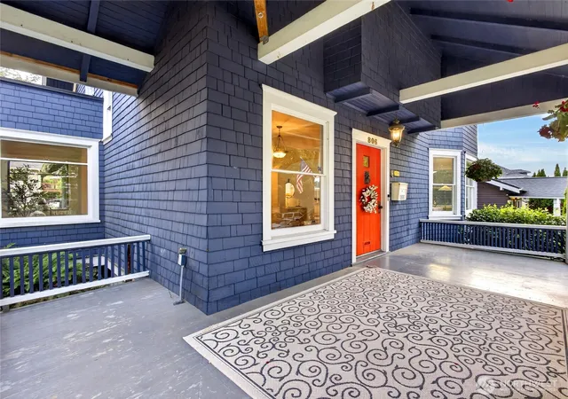 Photo 3 of Single family home for sale at 806 N J St, Tacoma, WA 98403 | MLS# NWM2569308 | Listing updated on 2026-09-27
