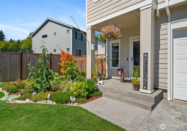 Photo 2 of Single family home for sale at 4336 23rd Court Ne, Olympia, WA 98516 | MLS# NWM2569318 | Listing updated on 2026-09-28