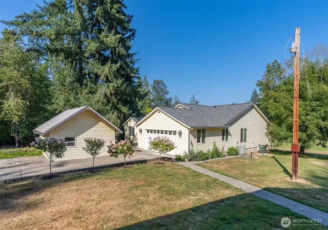 Photo 2 of Single family home for sale at 268 Sommerville Rd, Chehalis, WA 98532 | MLS# NWM2569324 | Listing updated on 2026-09-23