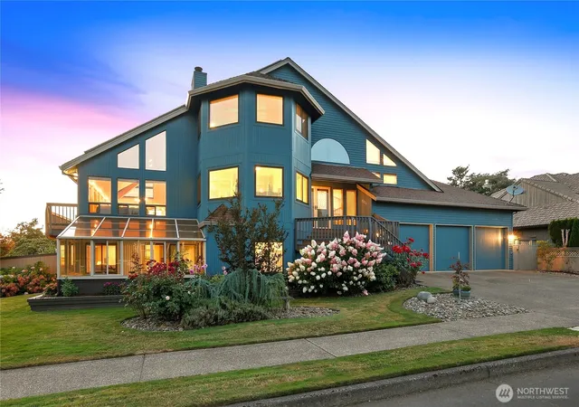 Photo 1 of Multi family home for sale at 8000 Nw 16th Avenue, Vancouver, WA 98665 | MLS# NWM2569338 | Listing updated on 2026-09-23