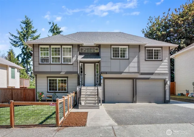 Photo 1 of Single family home for sale at 5529 1st Drive W, Everett, WA 98203 | MLS# NWM2569346 | Listing updated on 2026-10-02