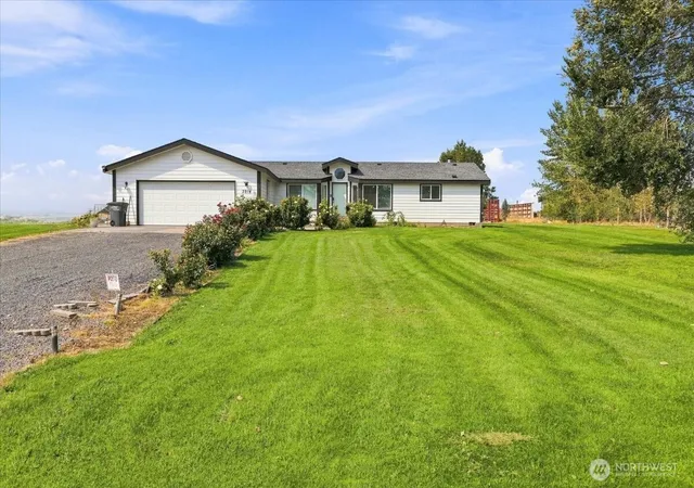 Photo 1 of Manufactured home for sale at 3914 Rd F Ne, Moses Lake, WA 98837 | MLS# NWM2569347 | Listing updated on 2026-09-23