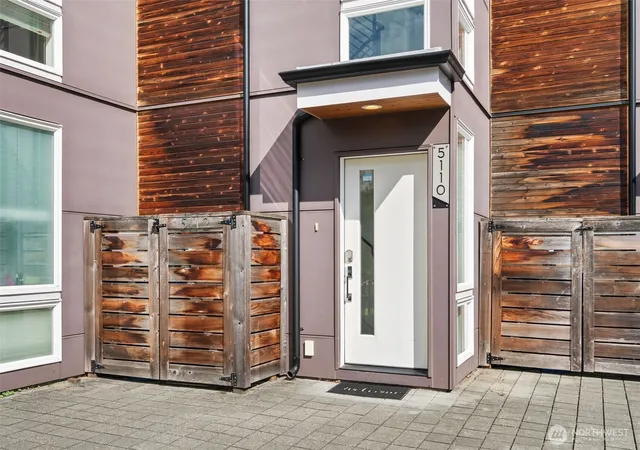 Photo 1 of Townhouse for sale at 5110 24th Avenue NE, Seattle, WA 98105 | MLS# NWM2569357 | Listing updated on 2026-09-24