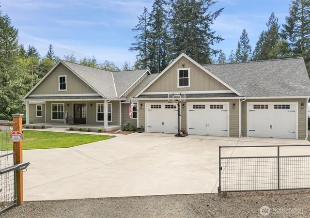 Photo 1 of Single family home for sale at 2516 157th Street Ct Nw, Gig Harbor, WA 98332 | MLS# NWM2569379 | Listing updated on 2026-09-23