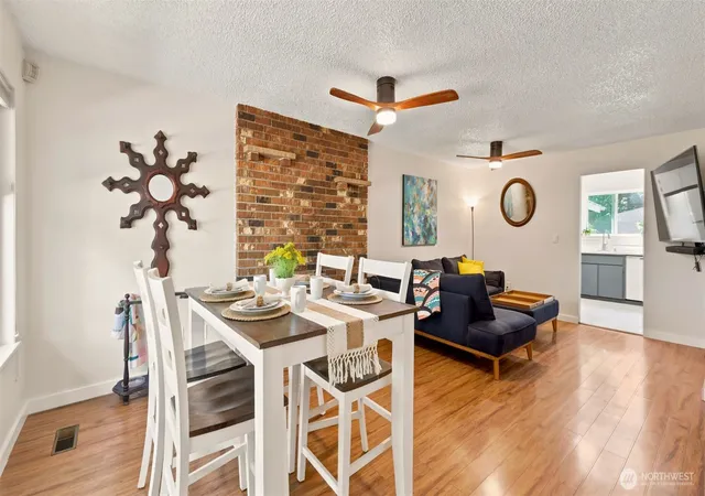 Photo 4 of Sale Pending at 16203 SE Petrovitsky Rd, Renton, WA 98058 | MLS# NWM2569389 | Listing updated on 2026-10-02