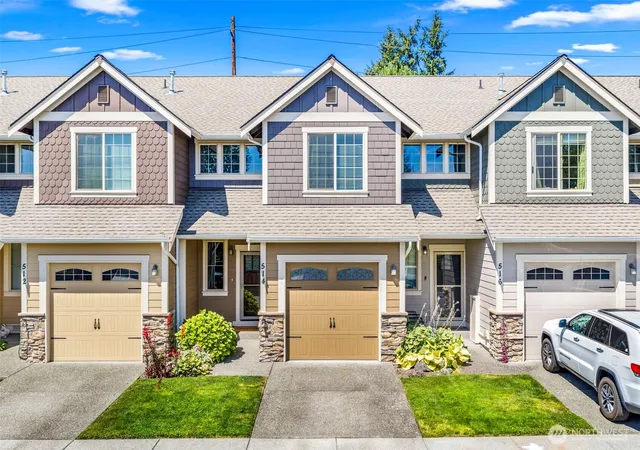 Photo 1 of Townhouse for sale at 514 Pearl St, Snohomish, WA 98290 | MLS# NWM2569390 | Listing updated on 2026-09-23