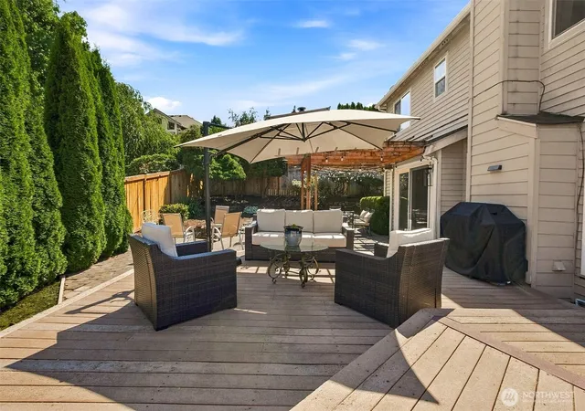 Photo 4 of Sale Pending at 5110 Mill Pond Dr Se, Auburn, WA 98092 | MLS# NWM2569392 | Listing updated on 2026-10-01