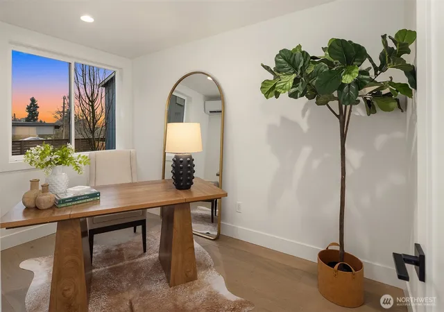 Photo 3 of Sale Pending at 4407 2nd Avenue NE, Seattle, WA 98105 | MLS# NWM2569406 | Listing updated on 2026-09-25