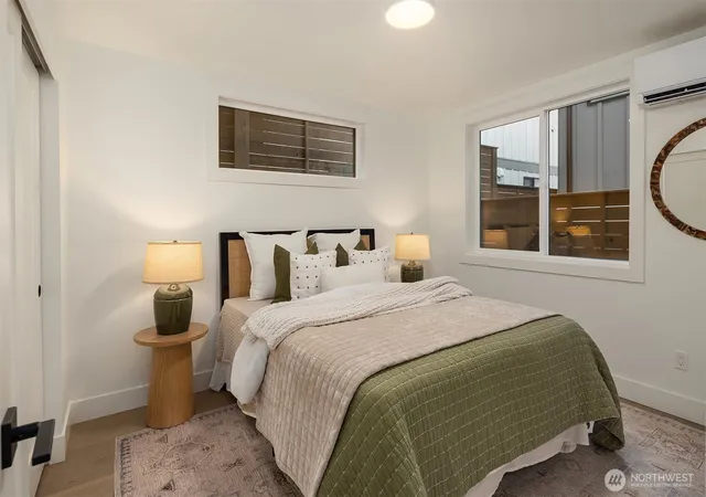 Photo 4 of Sale Pending at 4407 2nd Avenue NE, Seattle, WA 98105 | MLS# NWM2569406 | Listing updated on 2026-09-25