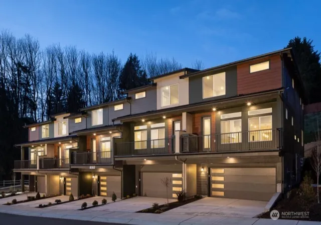 Photo 1 of Townhouse for sale at 13210 Ne 127th Way #D, Kirkland, WA 98034 | MLS# NWM2569407 | Listing updated on 2026-09-30