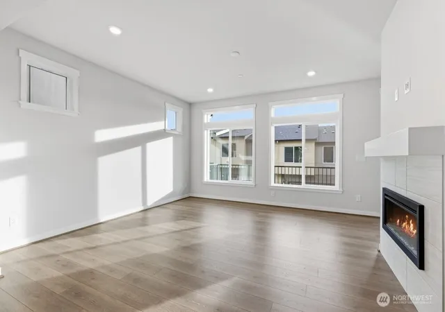 Photo 3 of Townhouse for sale at 13210 Ne 127th Way #D, Kirkland, WA 98034 | MLS# NWM2569407 | Listing updated on 2026-09-30