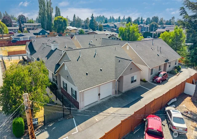 Photo 1 of Condo for sale at 323 N Laventure Rd #D, Mount Vernon, WA 98273 | MLS# NWM2569424 | Listing updated on 2026-09-23