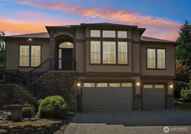 Photo 1 of Single family home for sale at 1010 Nw 44th Ave, Camas, WA 98607 | MLS# NWM2569445 | Listing updated on 2026-09-23