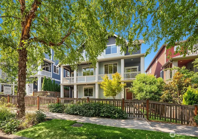 Photo 1 of Sale Pending at 6521 Sw 31st Avenue, Seattle, WA 98126 | MLS# NWM2569451 | Listing updated on 2026-09-21