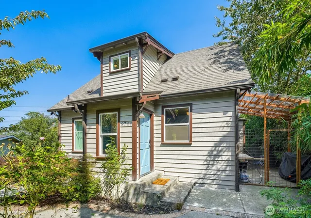 Photo 1 of Single family home for sale at 9744 49th Avenue S, Seattle, WA 98118 | MLS# NWM2569476 | Listing updated on 2026-09-29