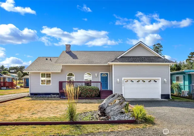 Photo 2 of Single family home for sale at 20215 P Pl, Ocean Park, WA 98640 | MLS# NWM2569483 | Listing updated on 2026-09-23