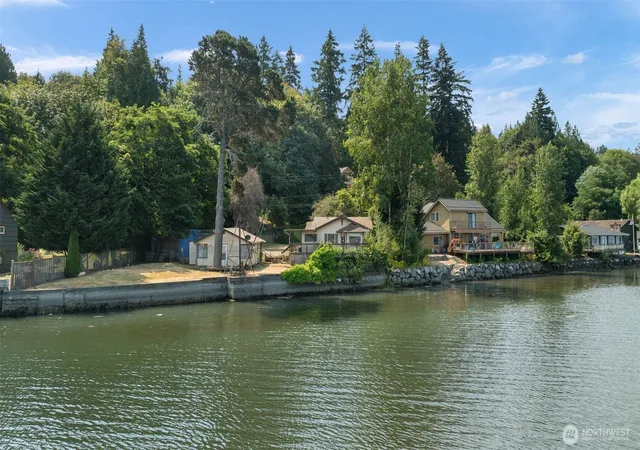 Photo 1 of Sale Pending at 1747 Sw Bay St, Port Orchard, WA 98366 | MLS# NWM2569491 | Listing updated on 2026-09-25