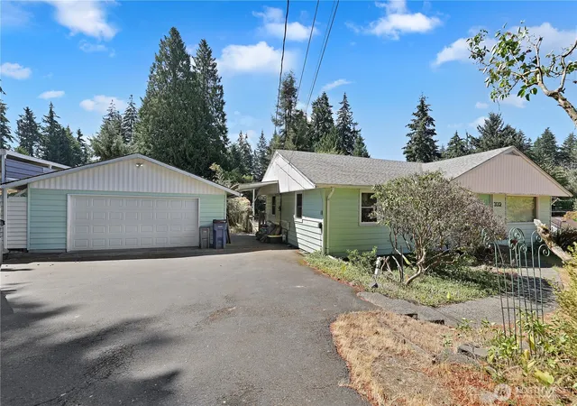 Photo 1 of Single family home for sale at 3012 116th Street Se, Everett, WA 98208 | MLS# NWM2569494 | Listing updated on 2026-09-22