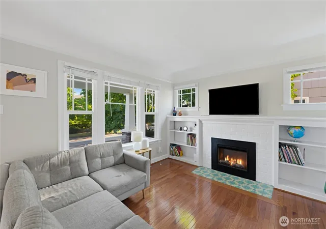 Photo 3 of Sale Pending at 3417 N 8th Street, Tacoma, WA 98406 | MLS# NWM2569509 | Listing updated on 2026-09-28
