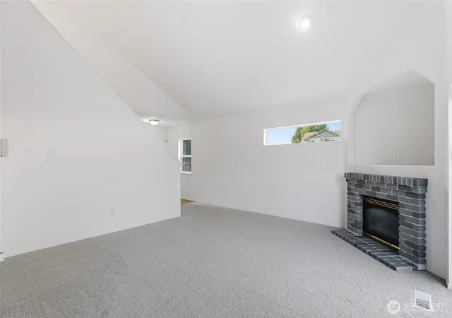 Photo 4 of Single family home for sale at 19407 12th Avenue Ct E, Spanaway, WA 98387 | MLS# NWM2569510 | Listing updated on 2026-09-21
