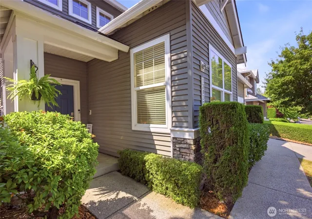 Photo 4 of Single family home for sale at 13032 69th Drive SE, Snohomish, WA 98296 | MLS# NWM2569519 | Listing updated on 2026-10-12