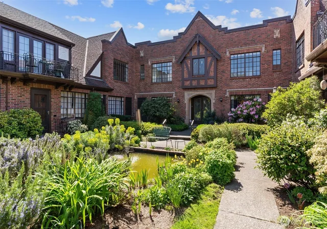 Photo 1 of Condo for sale at 111 14th Avenue E #1, Seattle, WA 98112 | MLS# NWM2569523 | Listing updated on 2026-09-23