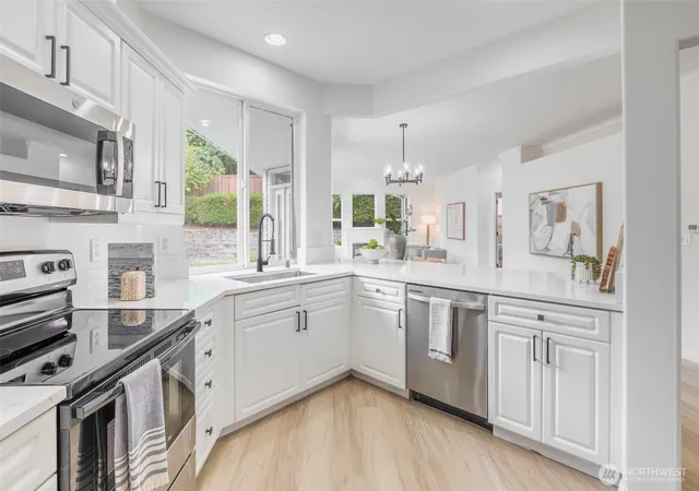 Photo 3 of Single family home for sale at 6909 38th Street Ct W, Tacoma, WA 98466 | MLS# NWM2569531 | Listing updated on 2026-09-25