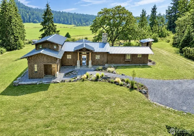 Photo 1 of Sale Pending at 14 Fieldstone Rd, Friday Harbor, WA 98250 | MLS# NWM2569539 | Listing updated on 2026-10-01